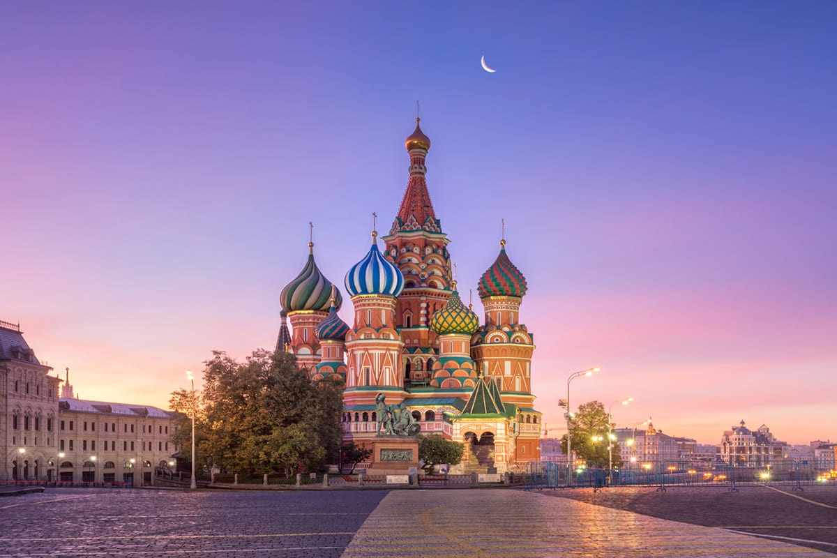 Saint Petersburg من Moscow